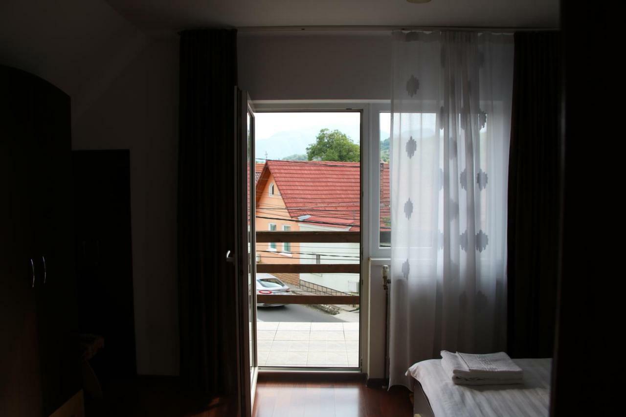 Hotel Casa Leny Tohanu Nou Esterno foto